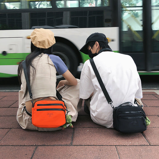 致青春 | 新款時尚尼龍女包簡約休閒防潑旅行包大容量小方包單肩斜挎包「8128-180-4」24.03-3